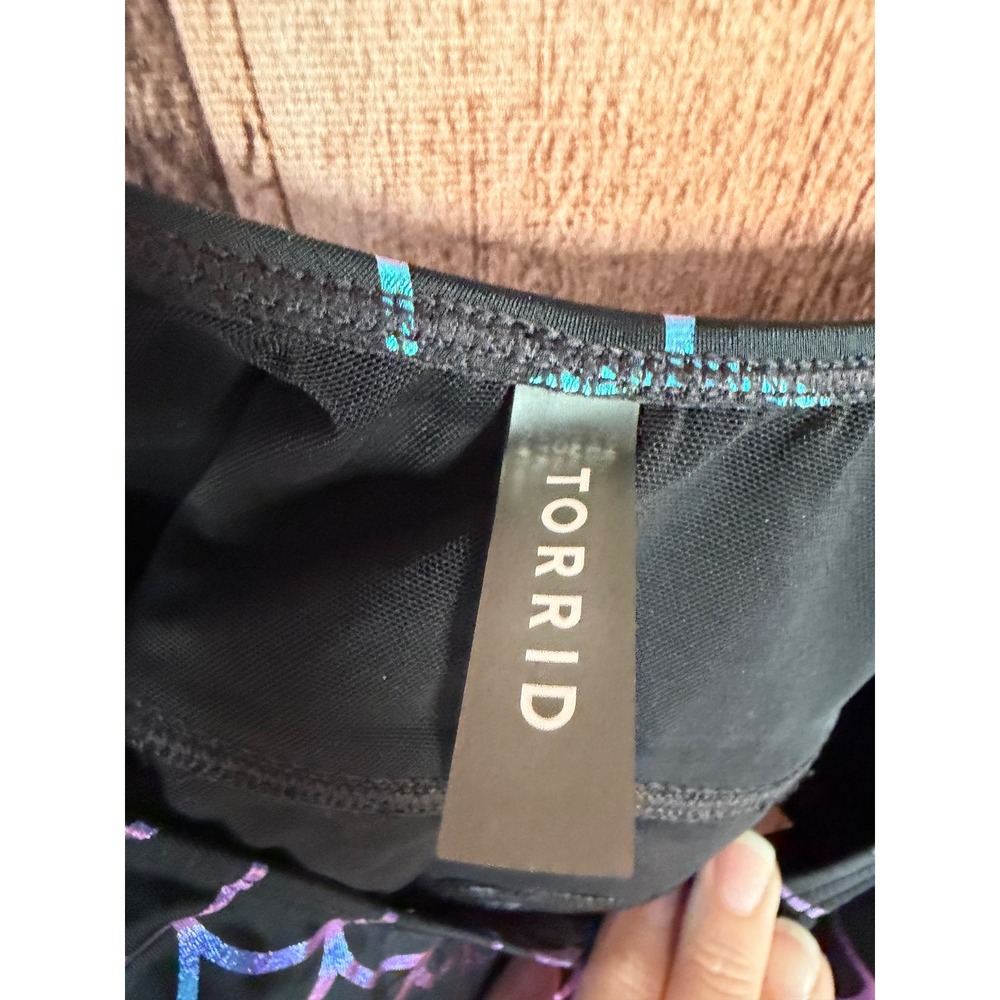 Torrid Bikini Swim Top Mermaid Scale Iridescent Wirefree Vacation Size 2X NWT - Picture 6 of 6